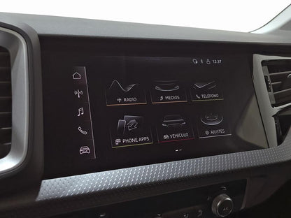 Audi A1 Sportback Black line 30 TFSI 85kW S tron  //  40.282 km