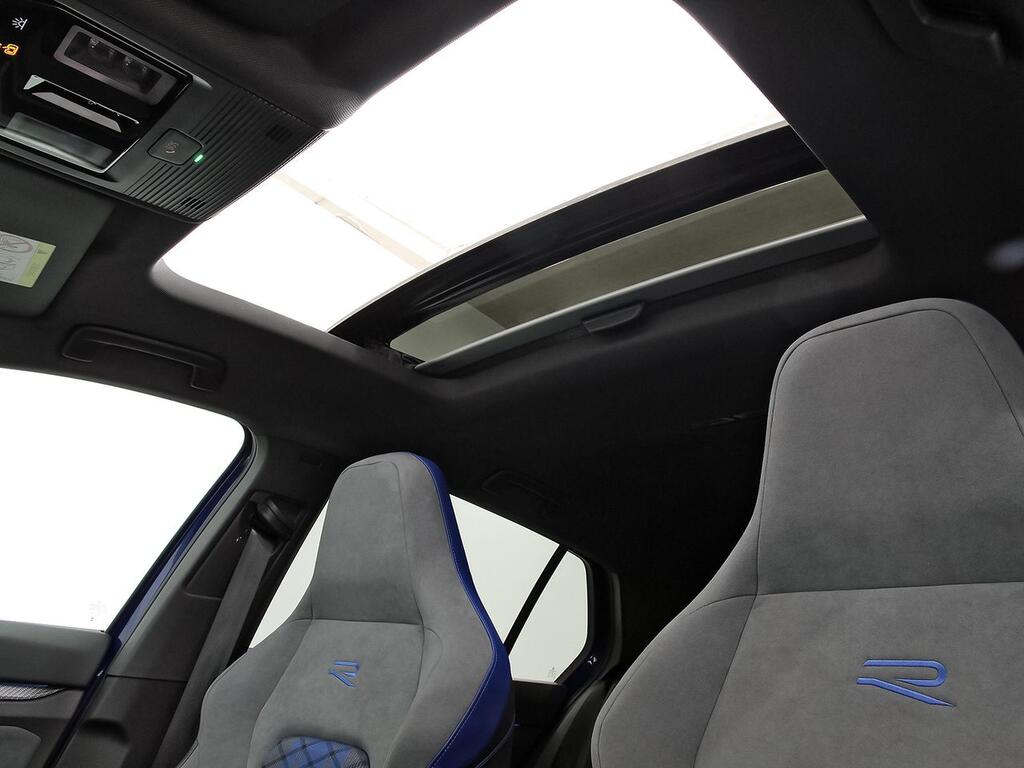 Volkswagen Golf R 2.0 TSI 235kW (320CV) 4Motion DSG  //  11.977 km