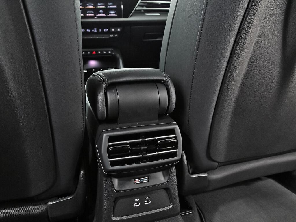 Audi A3 Sportback Genuine 35 TDI 110kW S tronic //  14.608 km