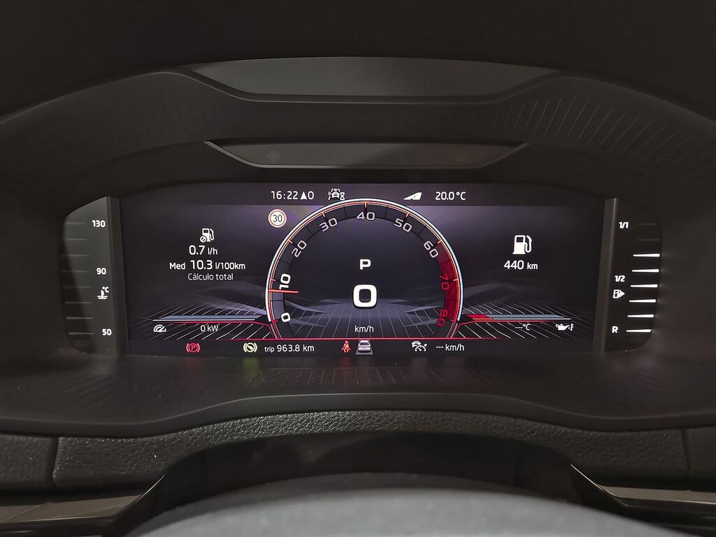 Skoda Karoq 1.5 TSI 110kW (150CV) DSG ACT Sportline  //  10.959 km