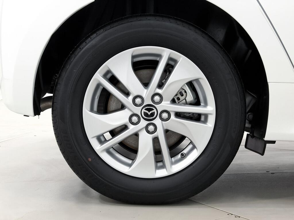 Mazda 2 1.5 85 kW (116 CV) CVT Centre-line  //6.585 km