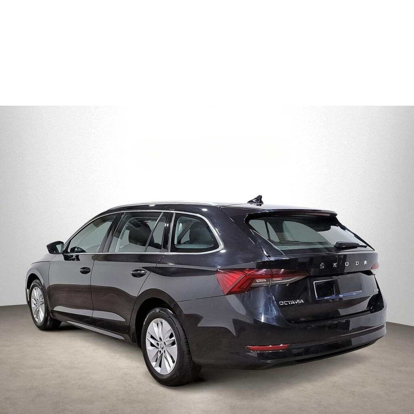 Skoda Octavia Combi 1.5 TSI 110kW DSG m-HEV Ambit Plus // 13.800 km